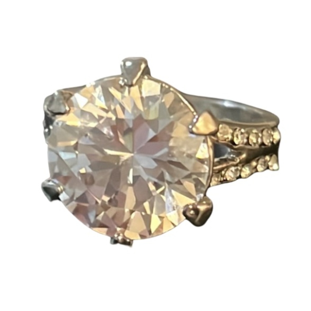 Elegant Art Deco Silver Plated Swarovski Crystal Solitaire Diamond Ring